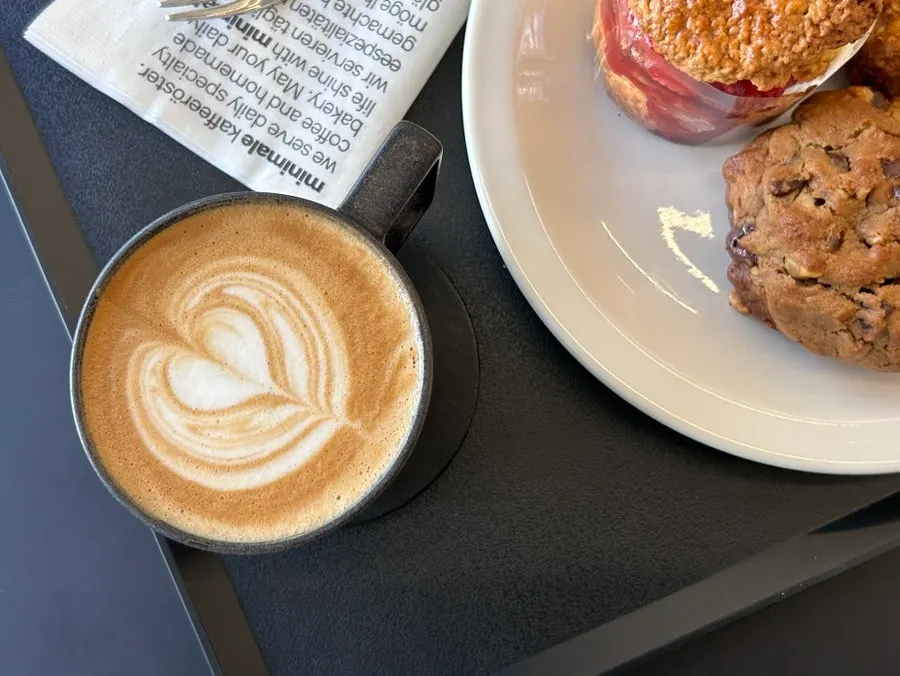 Closing shot of Mini Male Coffee Roasters Yangjae Main Branch