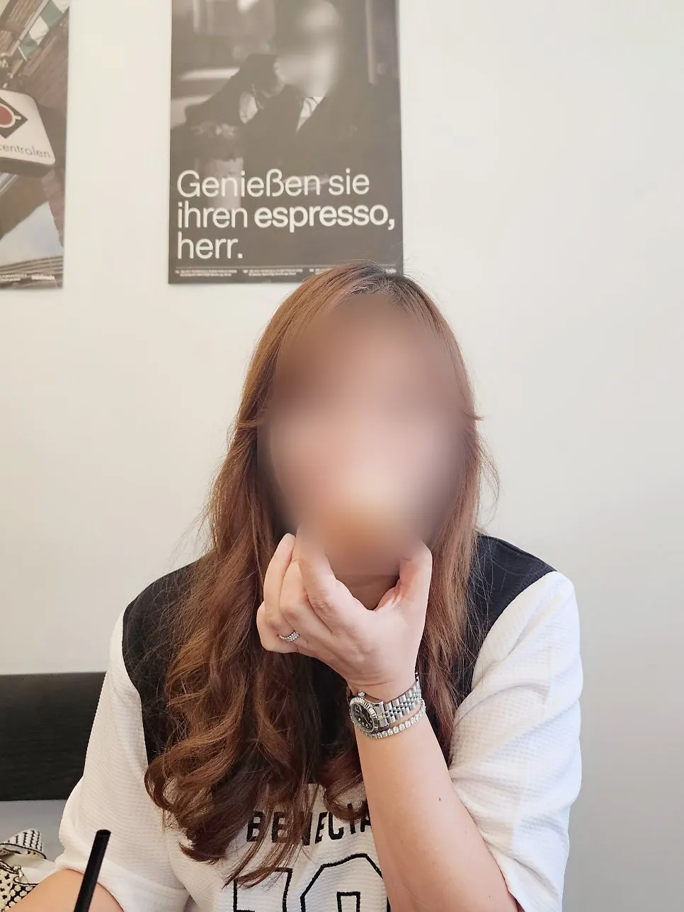 빅토리아 스콘과 오렌지파운드 접시