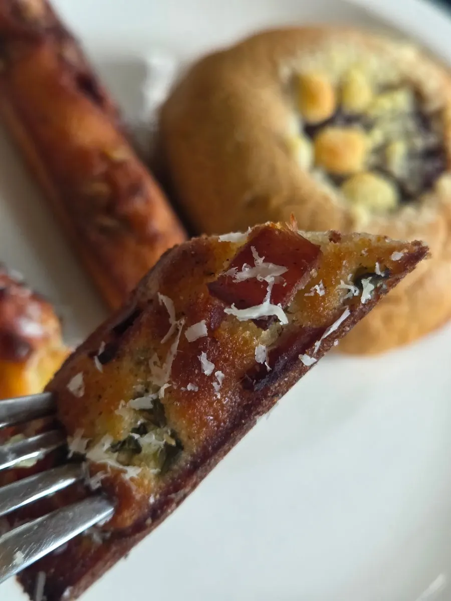 Bacon jalapeño financier