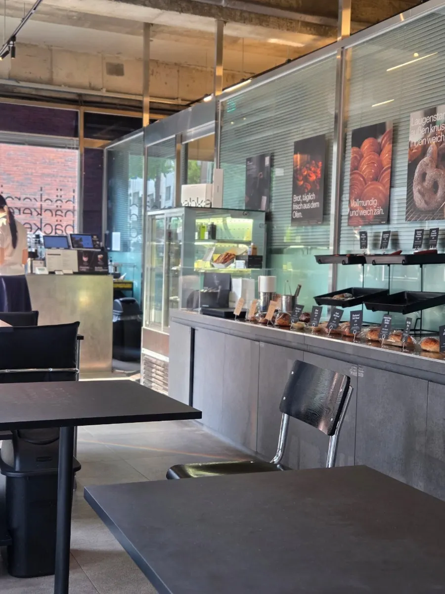 Quiet, calm atmosphere inside the café
