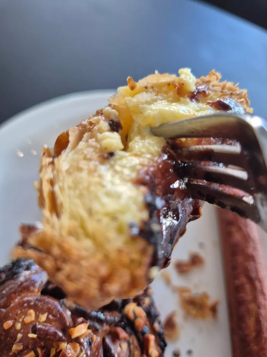 Table with babka and egg tart together