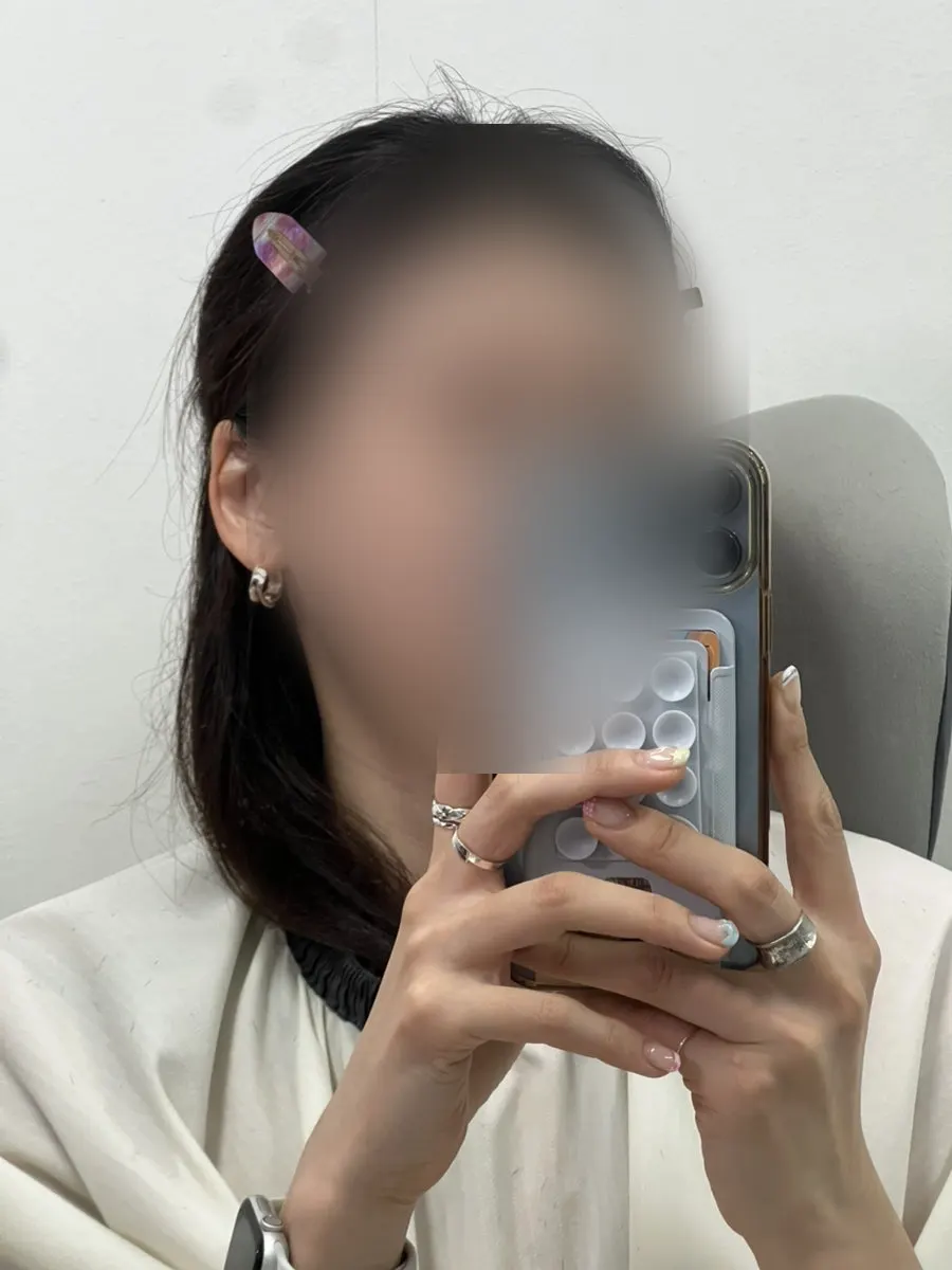 Guidance on using eyebrow products for eyebrow growth