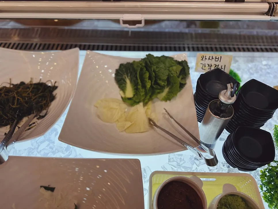 민쿡앞바당 반찬 셀프바 코너