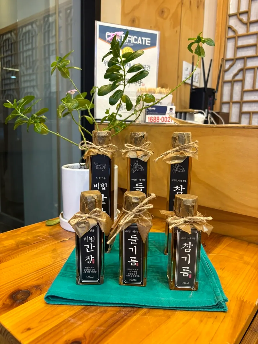 Sales corner for the special soy sauce, perilla oil and sesame oil