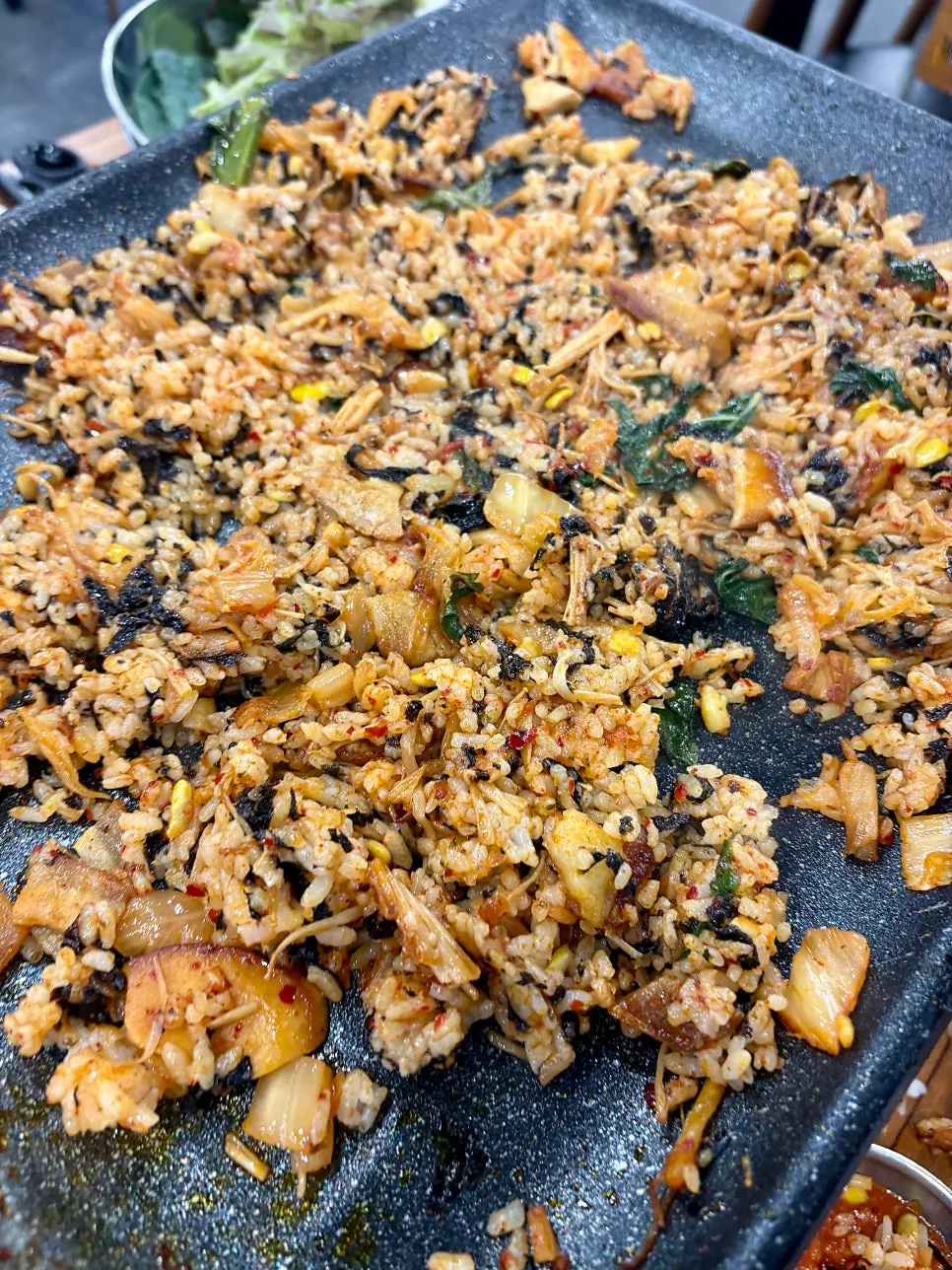 A spicy Hangang ramyeon after cooking