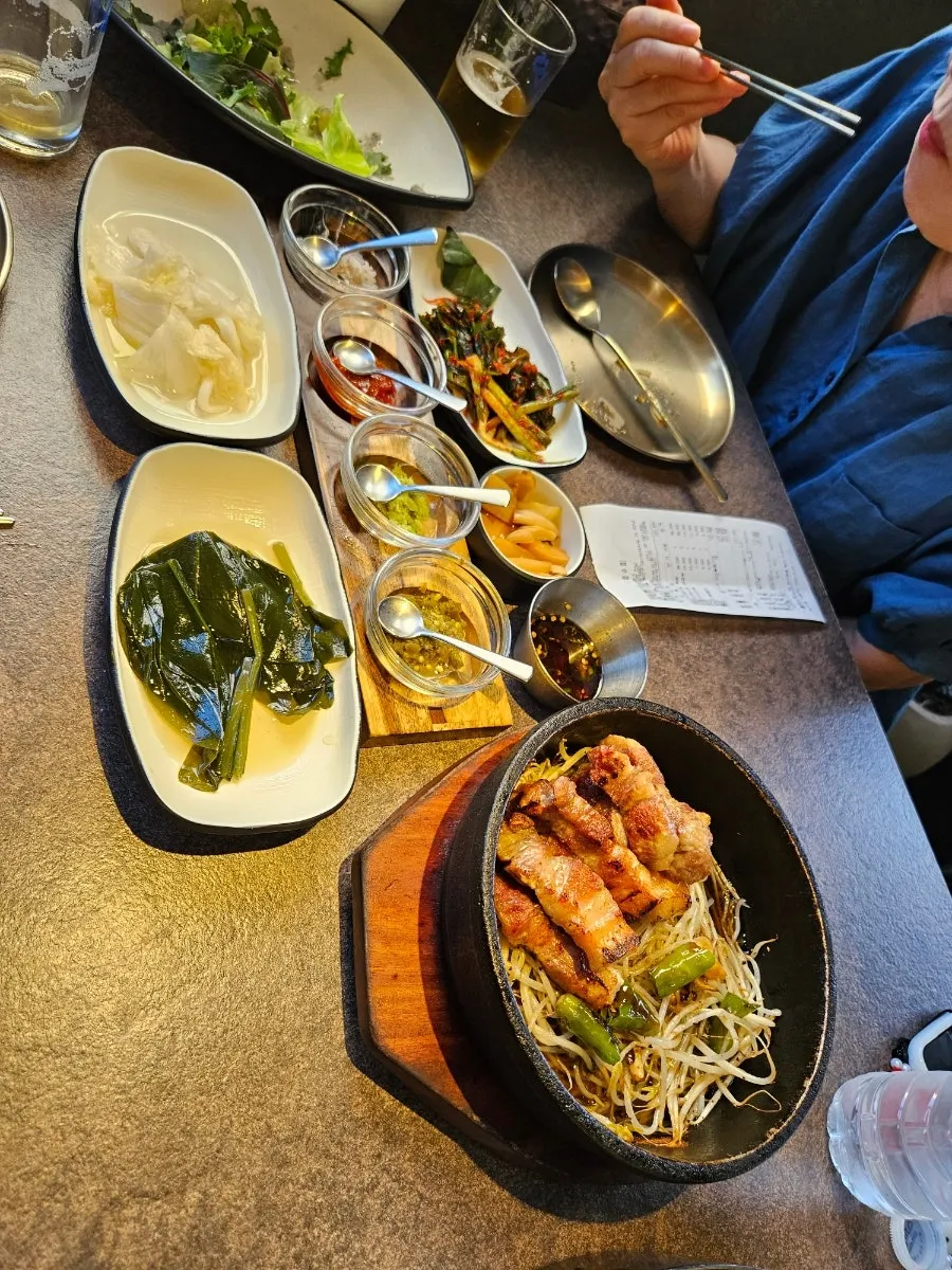 A crisp bite of bean sprout stir-fry