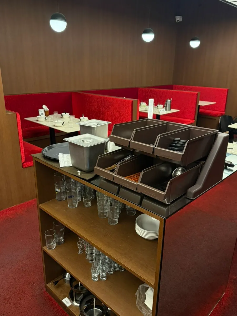 Hall seating and lighting at Mirim Yangjang Apgujeong