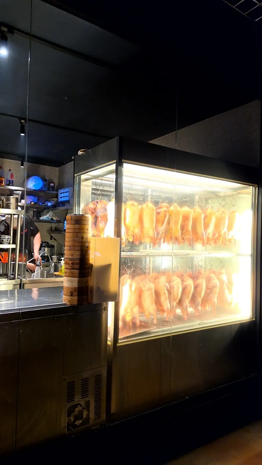 Peking duck display case at Mirimyangjang Seocho