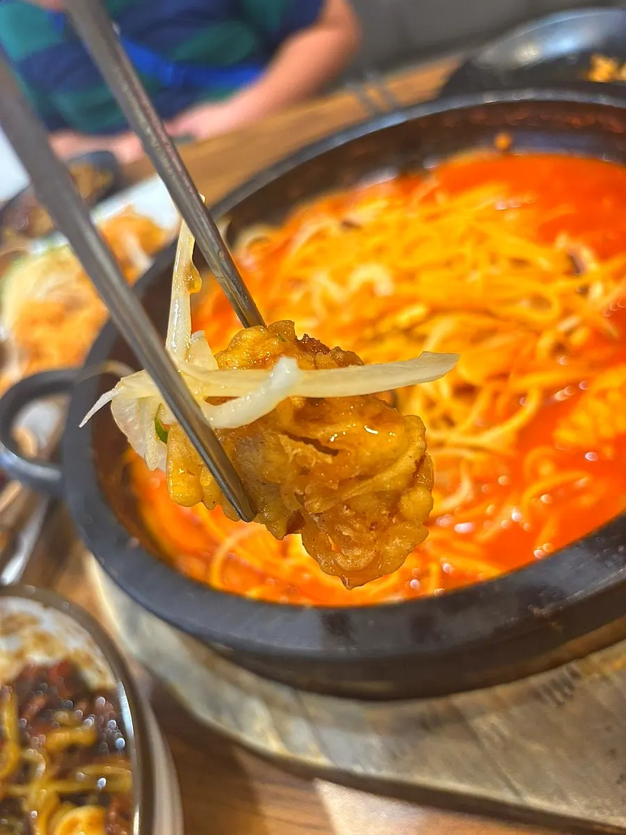 Meat-packed kids' jajangmyeon