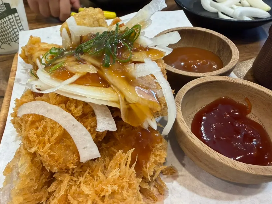 Pork-and-chicken sweet and sour SET