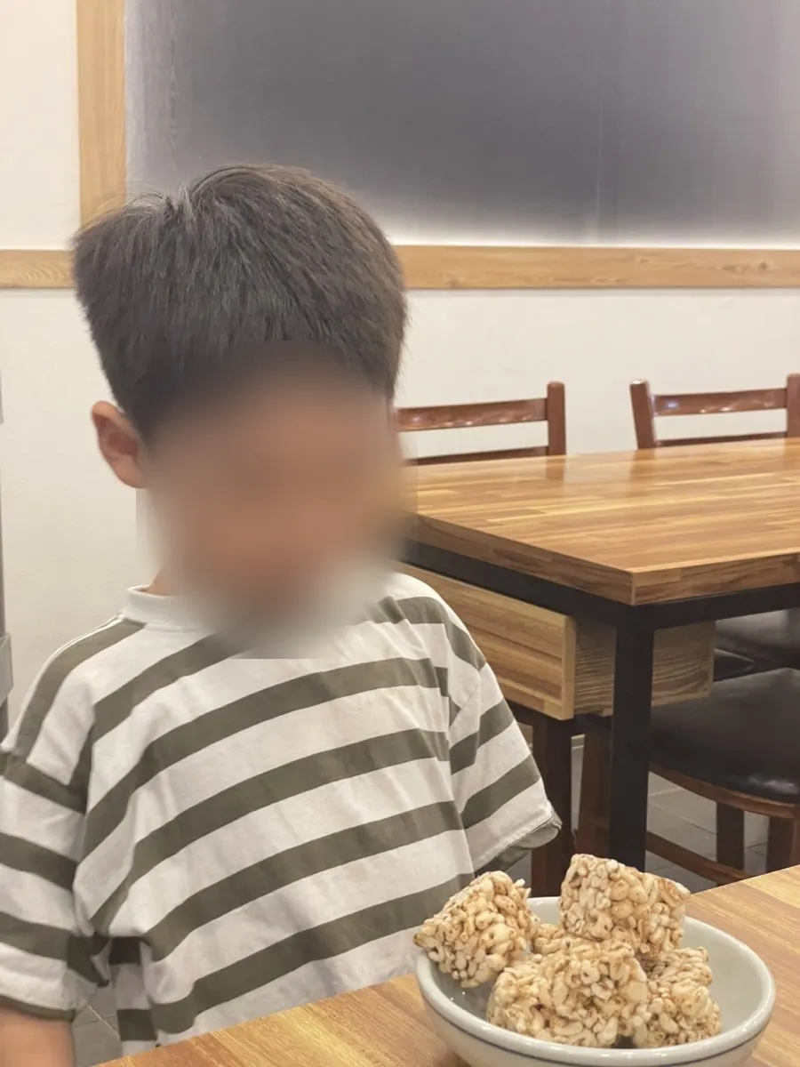 Ilpum Irojeong's free dessert corner