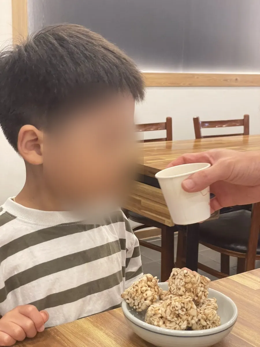 Snacks at the dessert corner