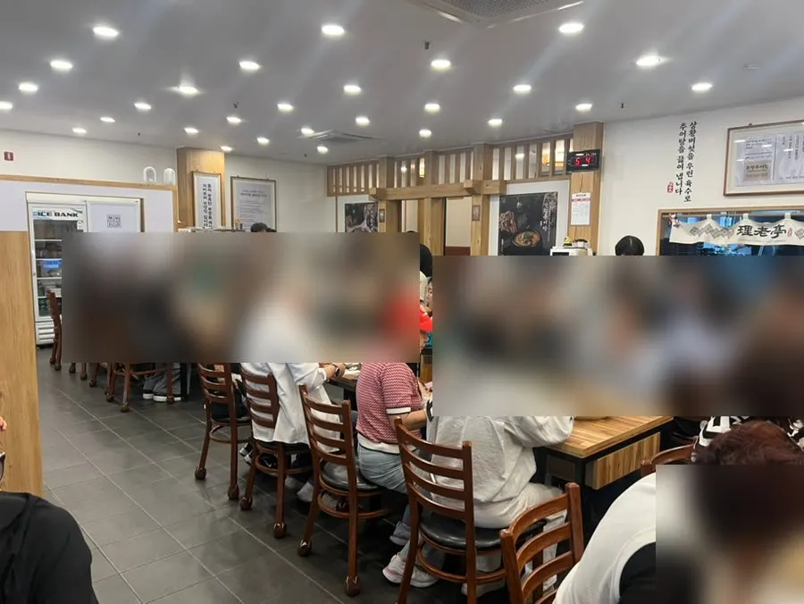일품 이로정 가게 앞 주차공간