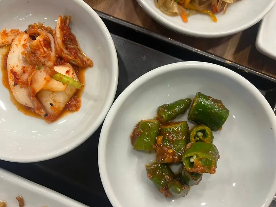 흰쌀밥과 임연수구이 한 점