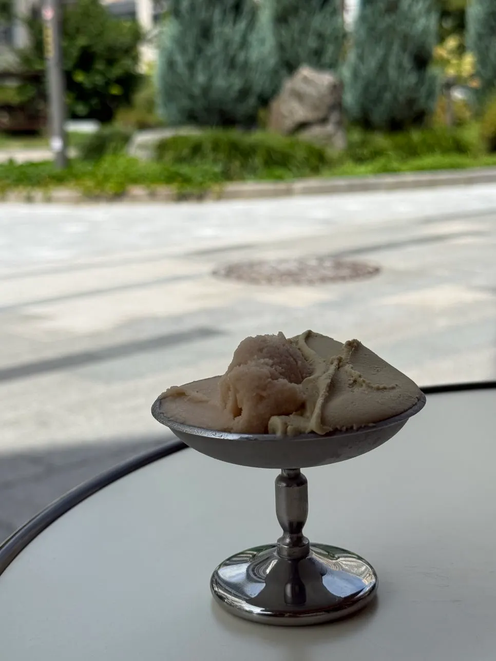 Peach and pistachio gelato