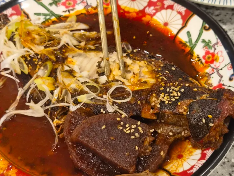 깻잎에 싸 먹는 콩가루 막회