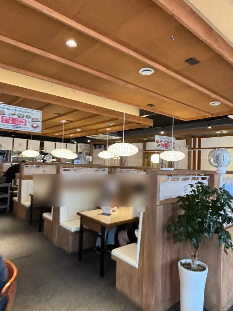 Ruang utama Misikga-ui Udon Daeyeon Direct Branch yang cocok untuk kumpul rombongan