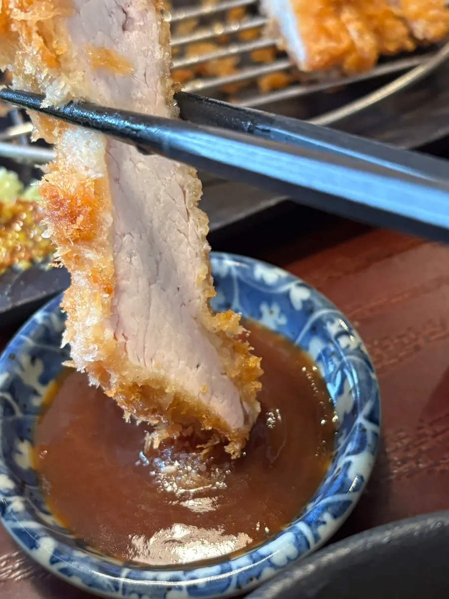 Close-up potongan daging donkatsu