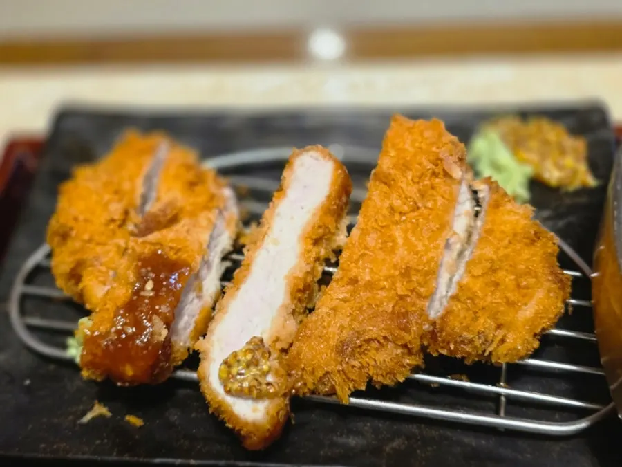 Cross-section of crispy-fried tonkatsu