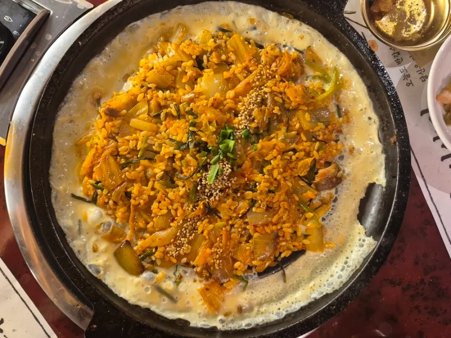 Crispy-outside, tender-inside grilled beef milk-fed large intestine