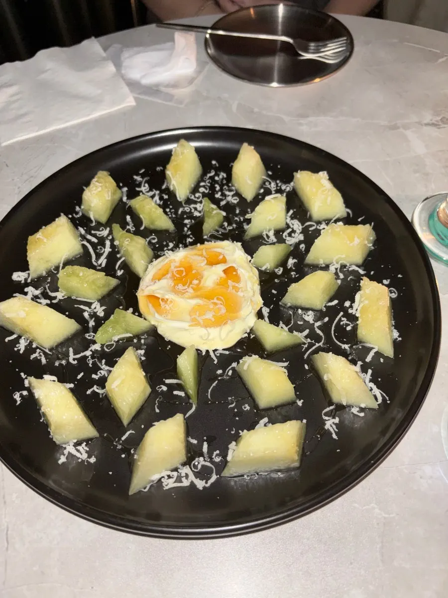 카이막과 꿀을 올린 멜론 안주