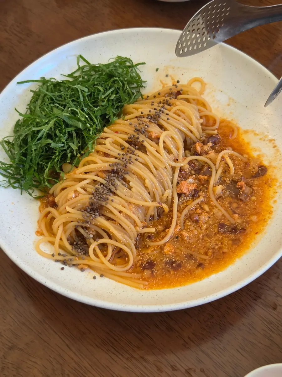 Perilla oil salted seafood pasta topped with whole perilla seeds