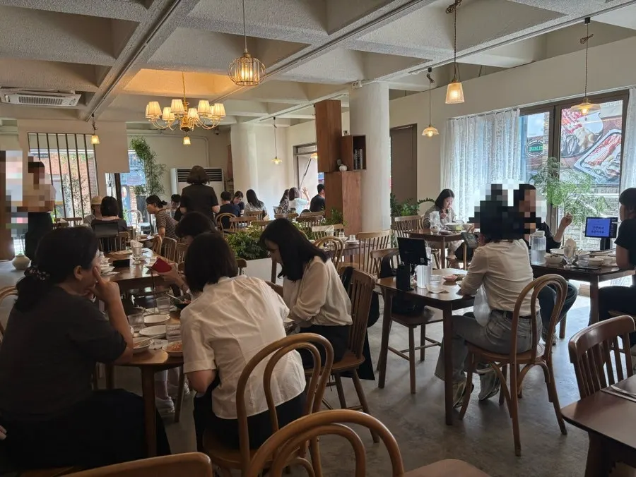 Fusion Korean table spread at Moa Gangnam