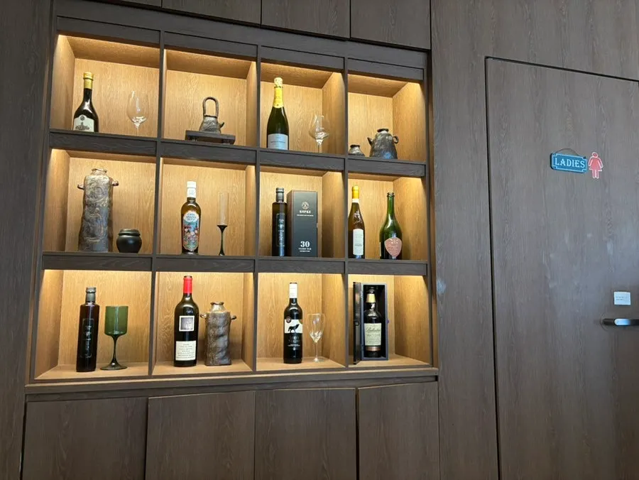 Stylish interior of Moa Gangnam