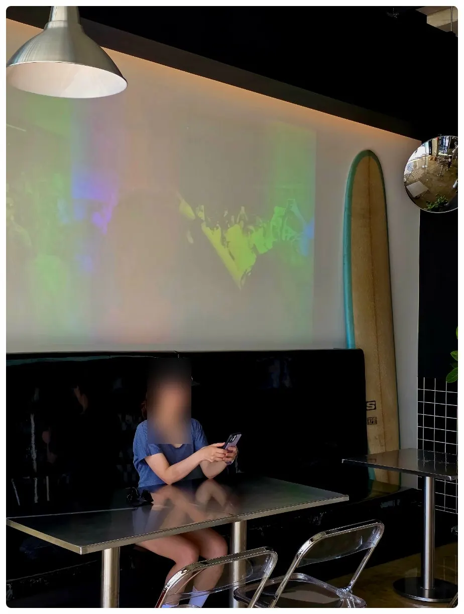 모아나버거 이전 매장 내부 공간