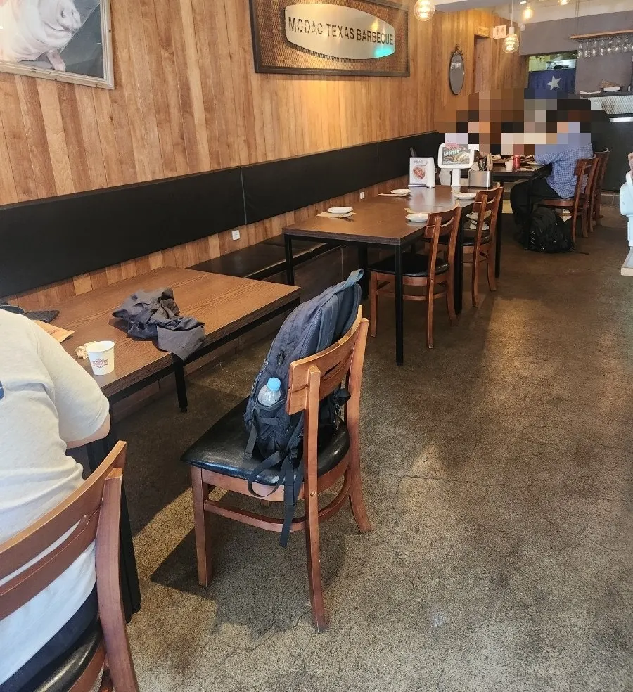 Interior view of Modak Texas Barbecue Dongdaegu Branch
