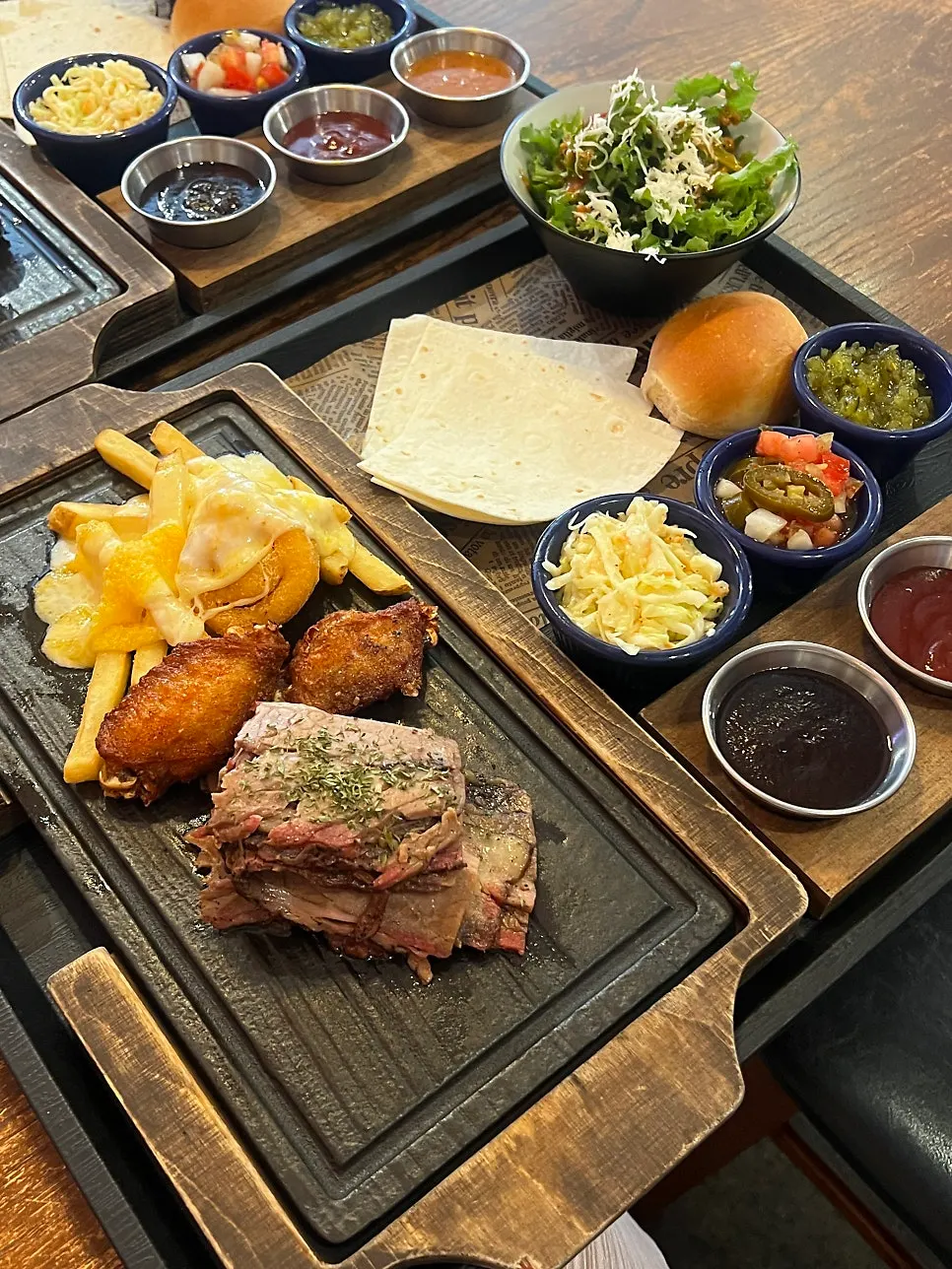 Layered brisket set