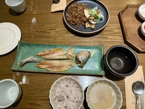 Table at Modam Dining Gwanghwamun near the end of the meal