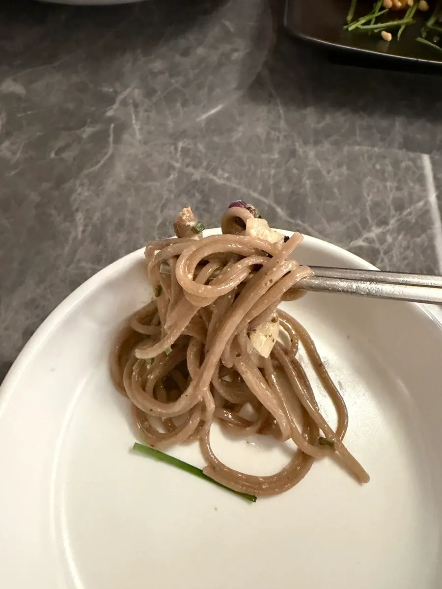 Bite-sized dishes from the course