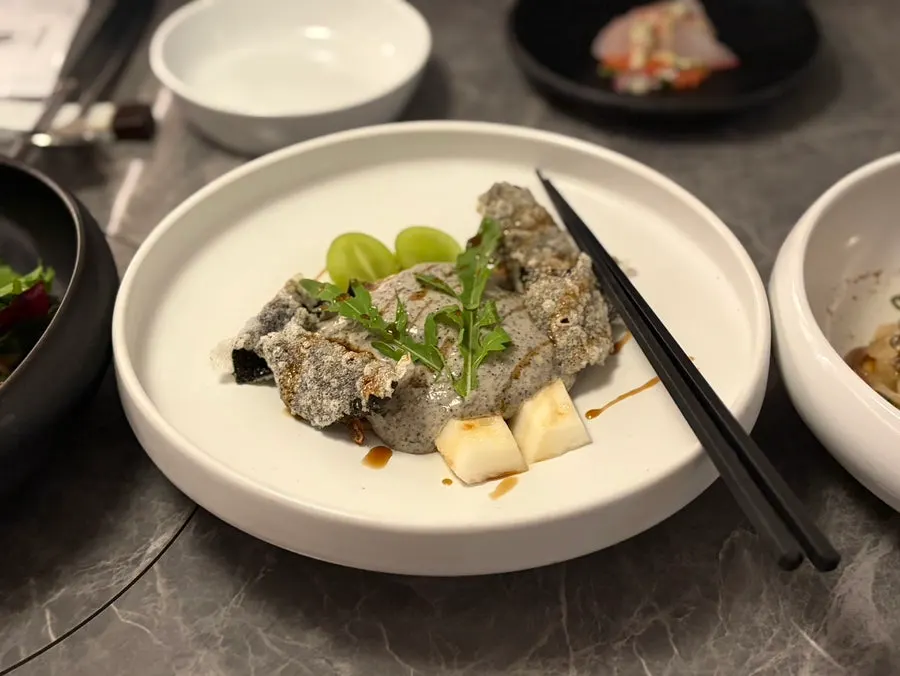 Close-up of a starter dish with sashimi