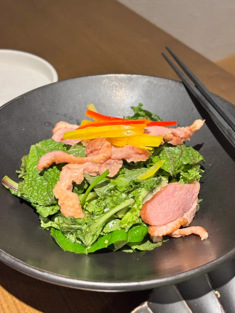 Mushroom pyeonyuk with truffle chamnamul mixed dish