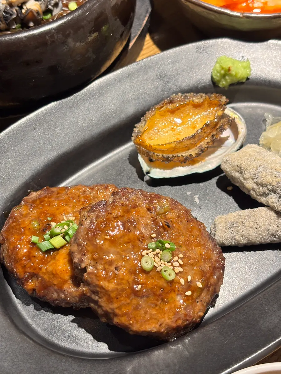 Today's clay pot rice with handmade tteokgalbi and grilled abalone spread