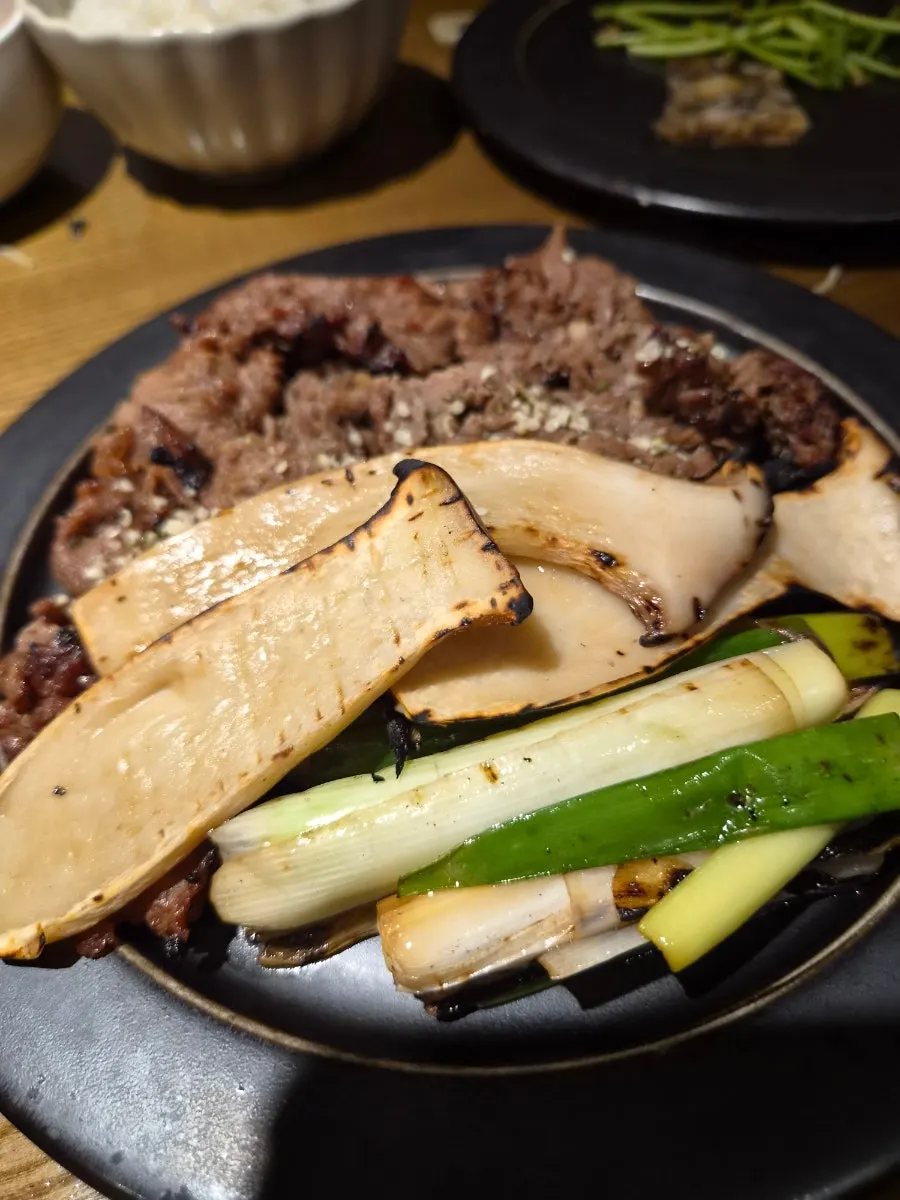 Eating out with a kid at IFC Mall, Yeouido