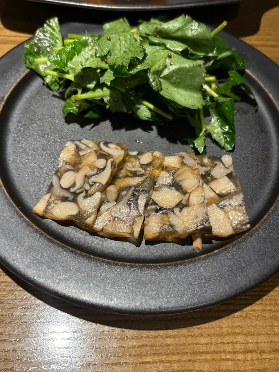 Salad appetizer with whole-grain yuja dressing