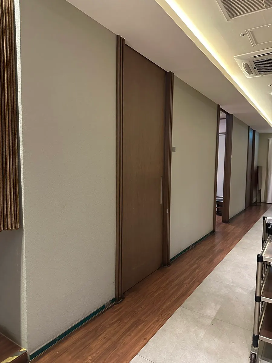 Sala privada para presentaciones de suegros o reuniones de invitación de boda