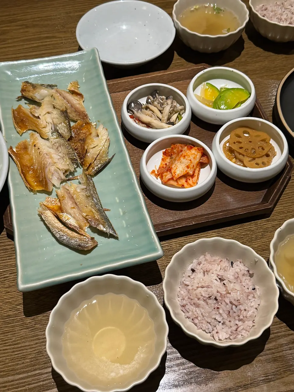 전복 떡갈비 메인 접시