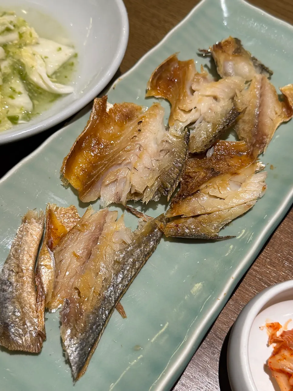 네 가지 찬과 오늘의 국, 잡곡밥 구성