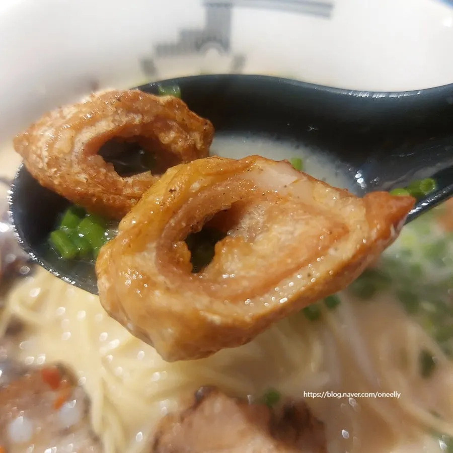 Ramen with springy thin noodles