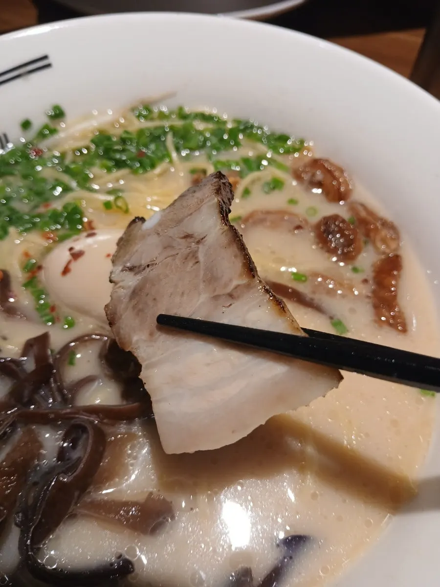 Soft-textured chashu topping