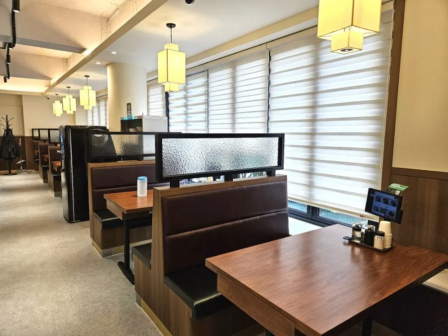 Wood-toned interior of Yugwanjang Banjeom