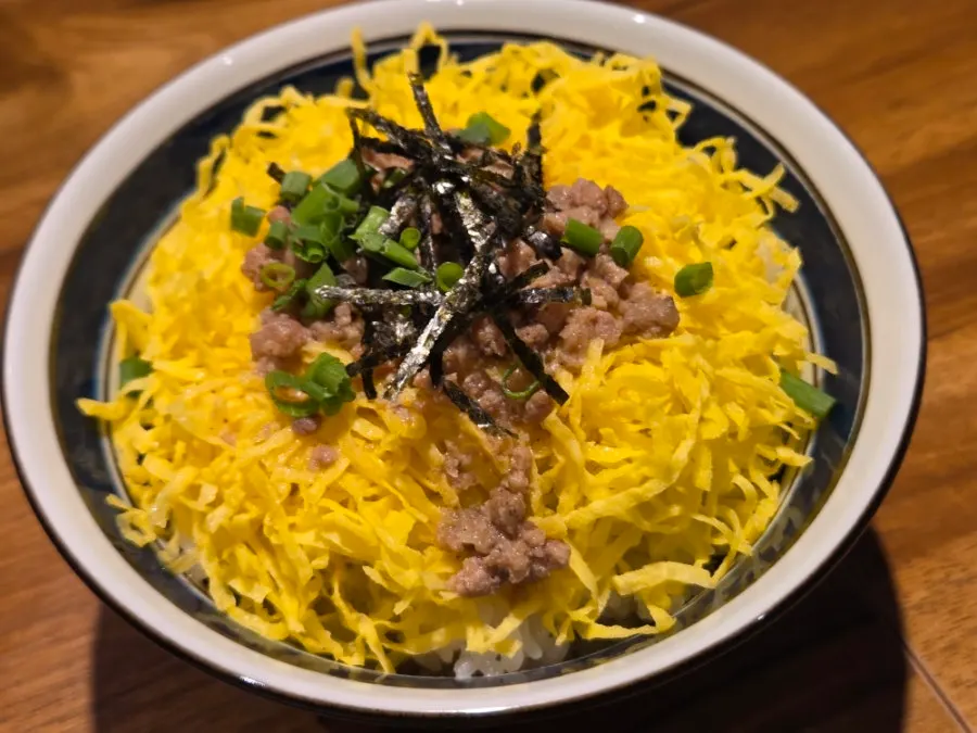 Karai ramen made spicy after stirring in the sauce