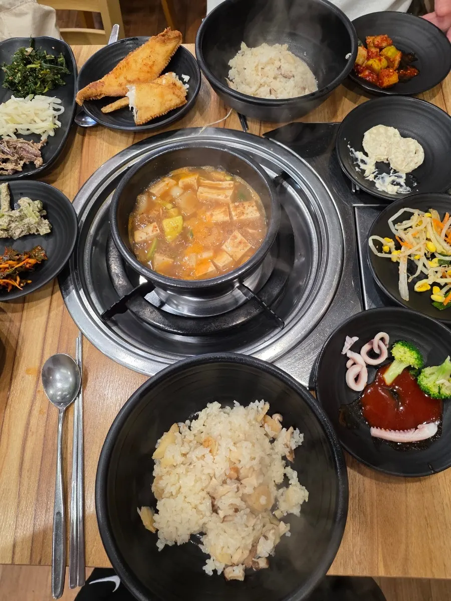 Table set for hanjeongsik meal with parents