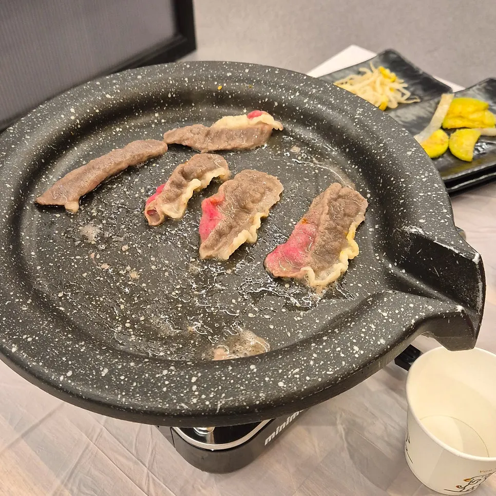 Stone plate for grilling the brisket
