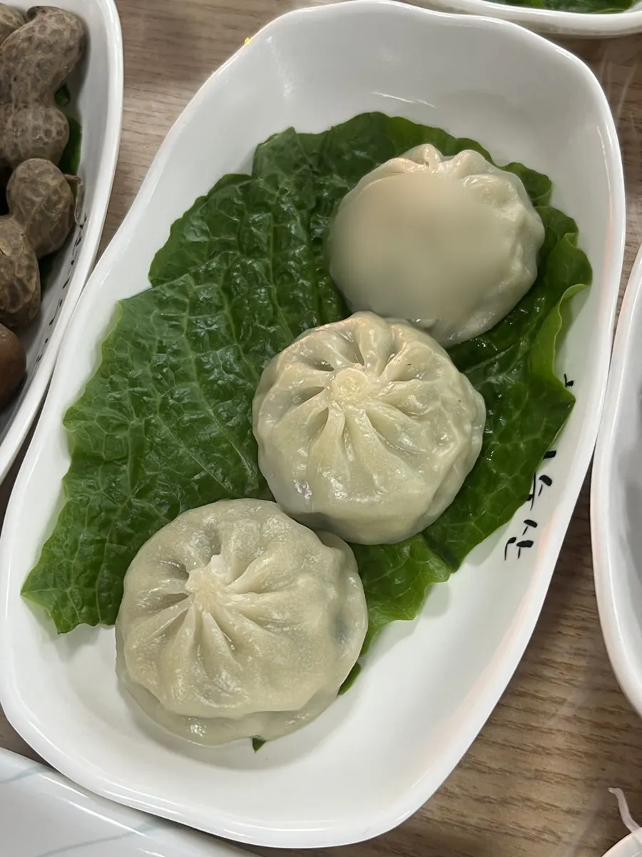 해물차림 곁들임 요리 한 접시