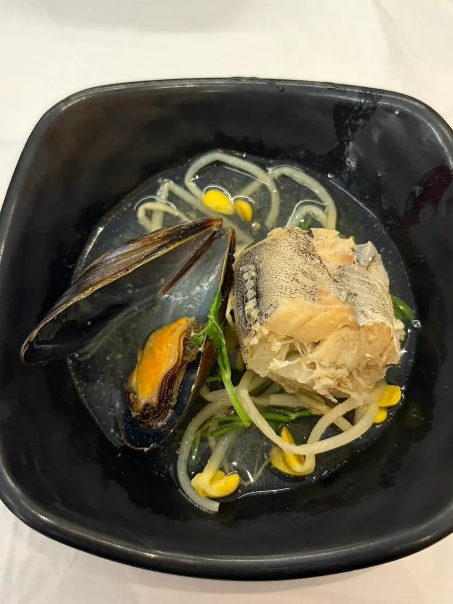 맑은 지리탕과 밑반찬