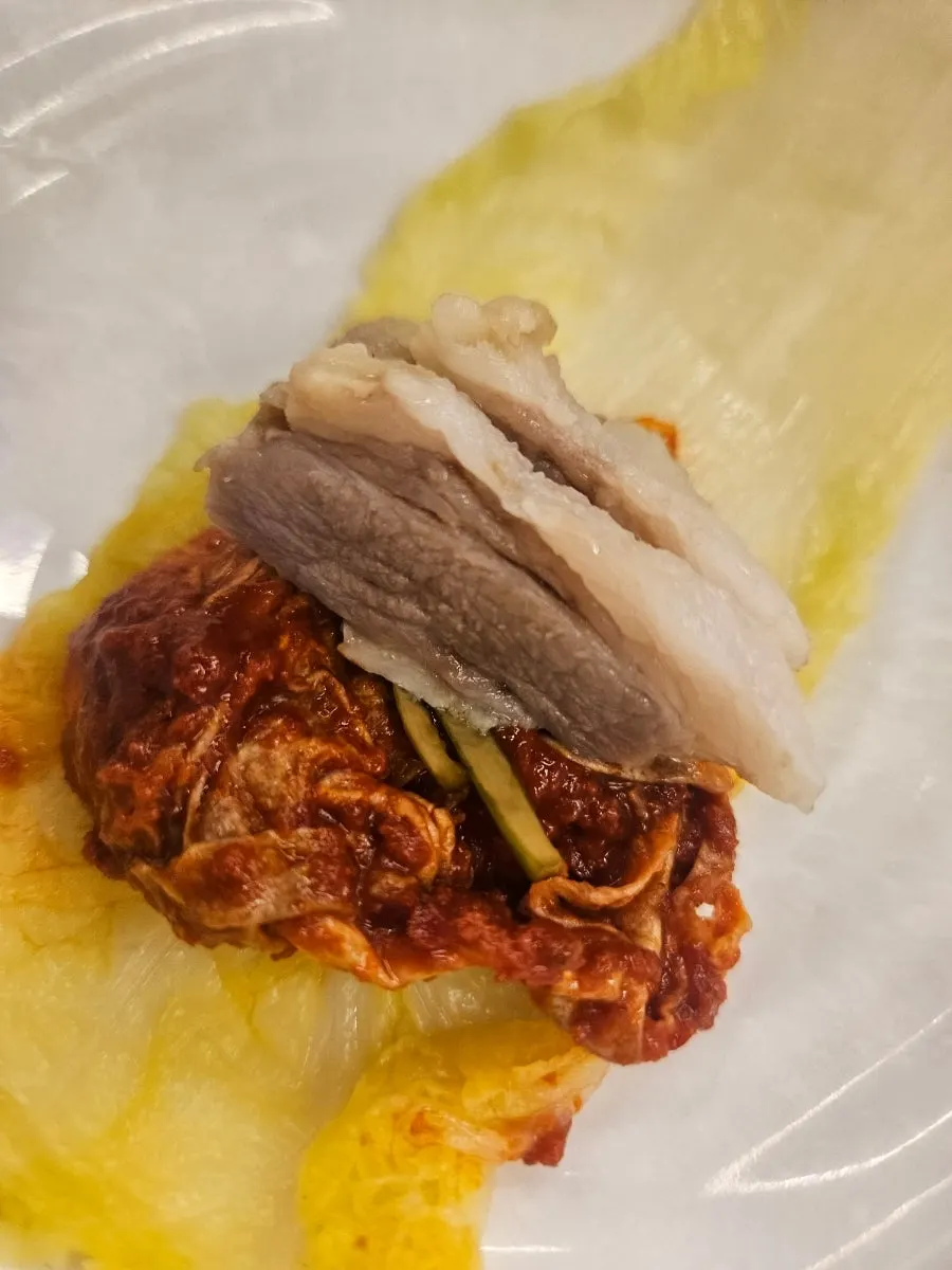 서비스로 나온 해물칼국수